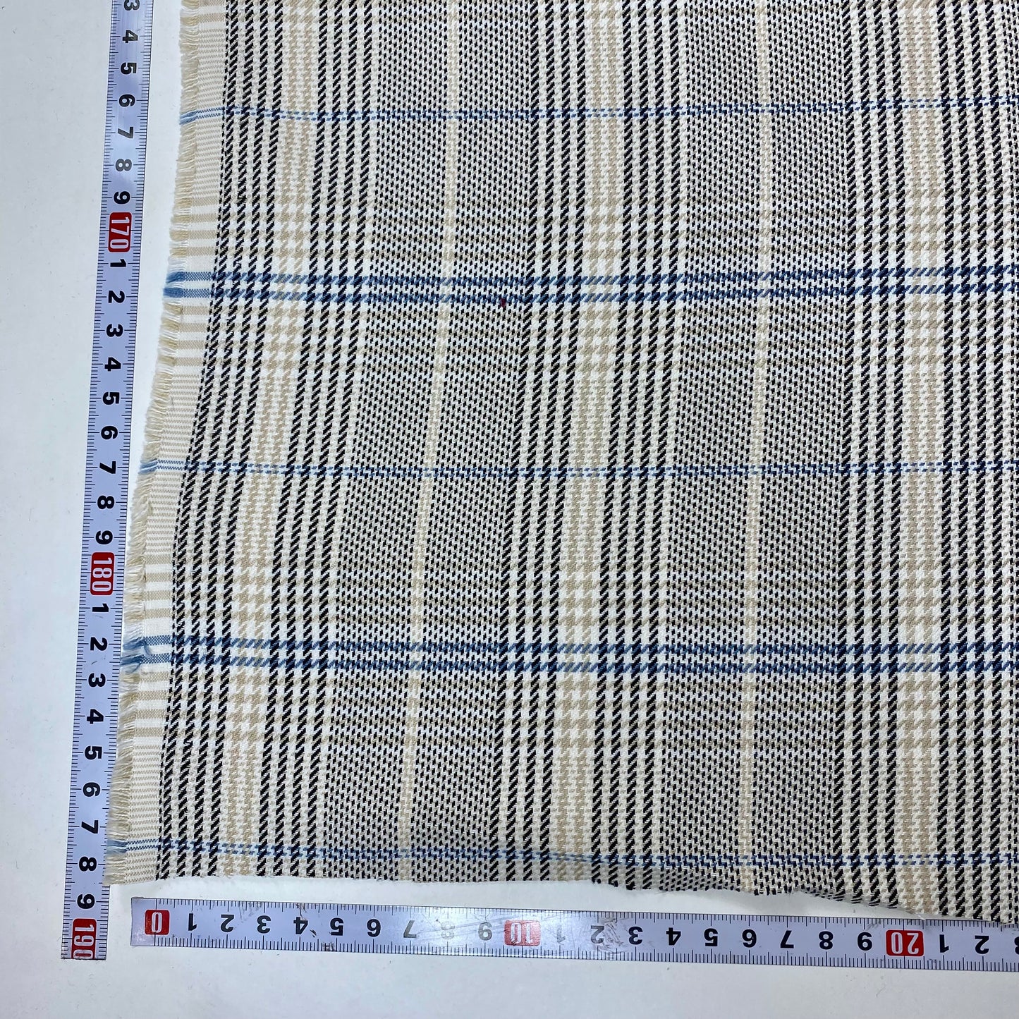 Finca fina con cardado ligero