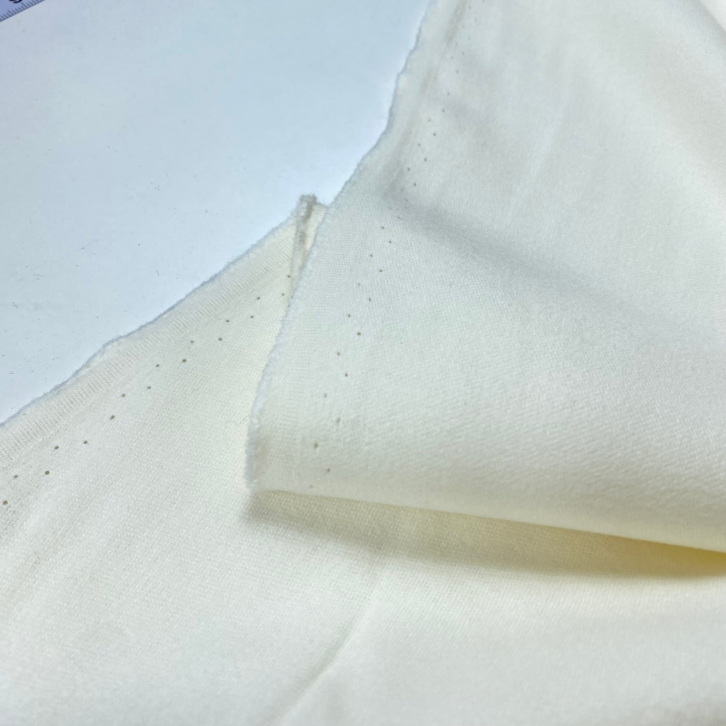 Flanela com carda branco cru