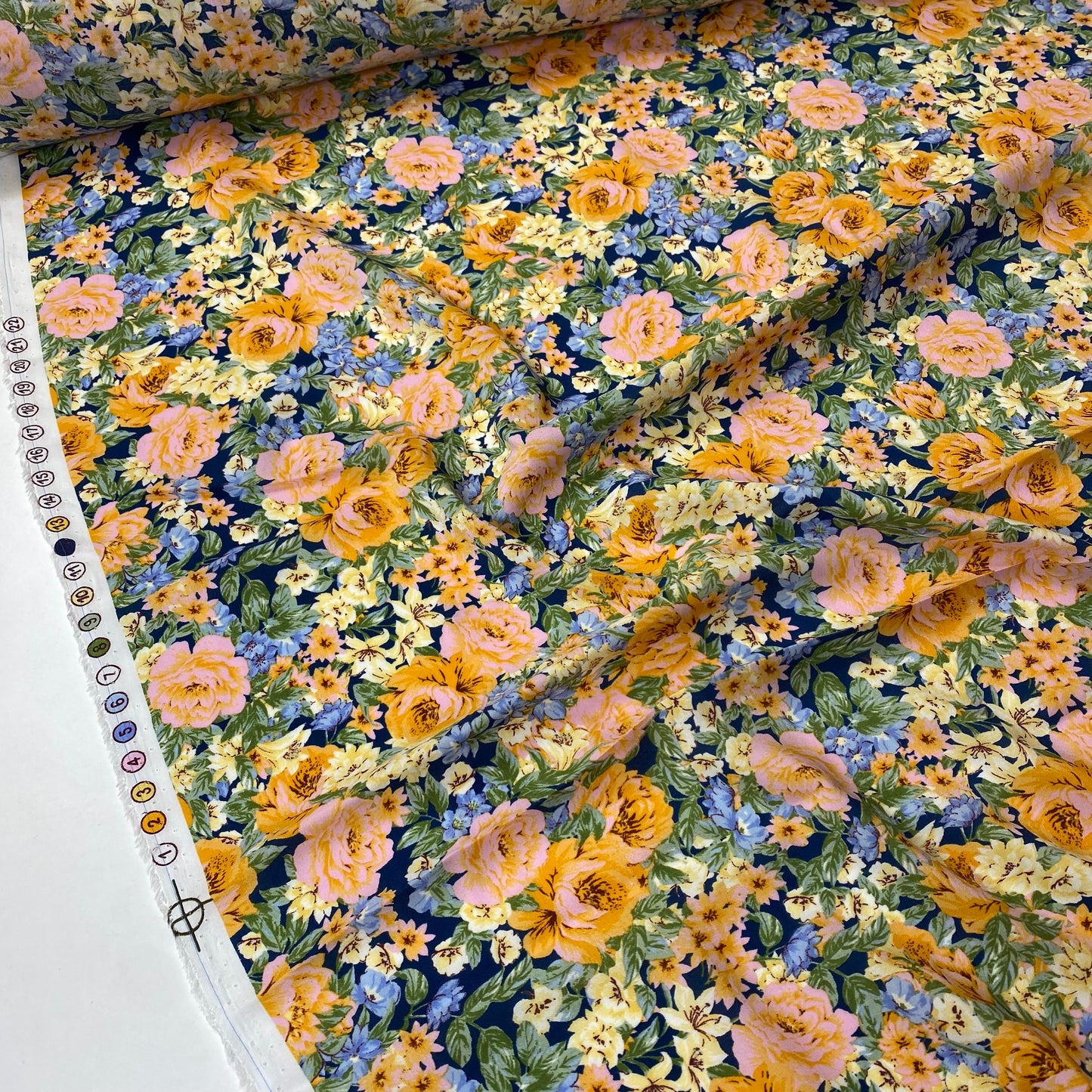 Voile florido colorido