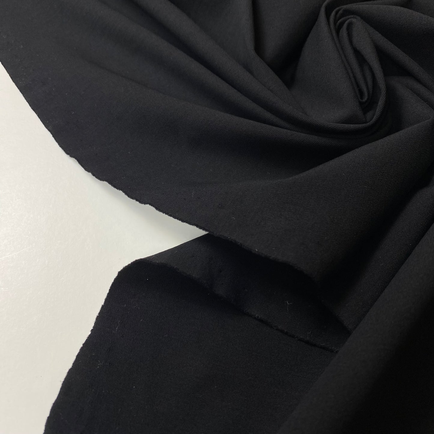 Malha Interlock Preta Hugo Boss