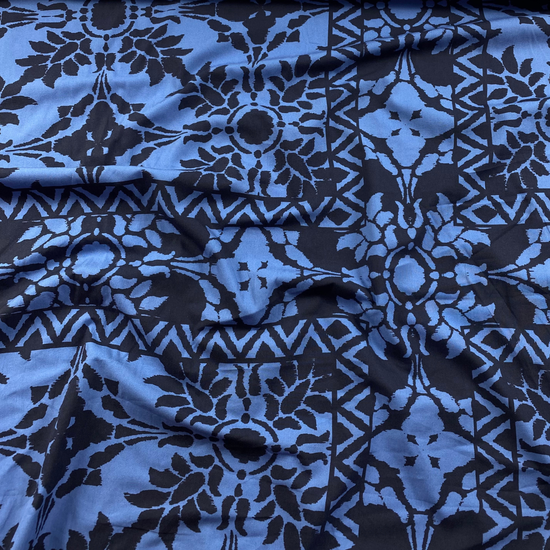 Popeline azul e preta