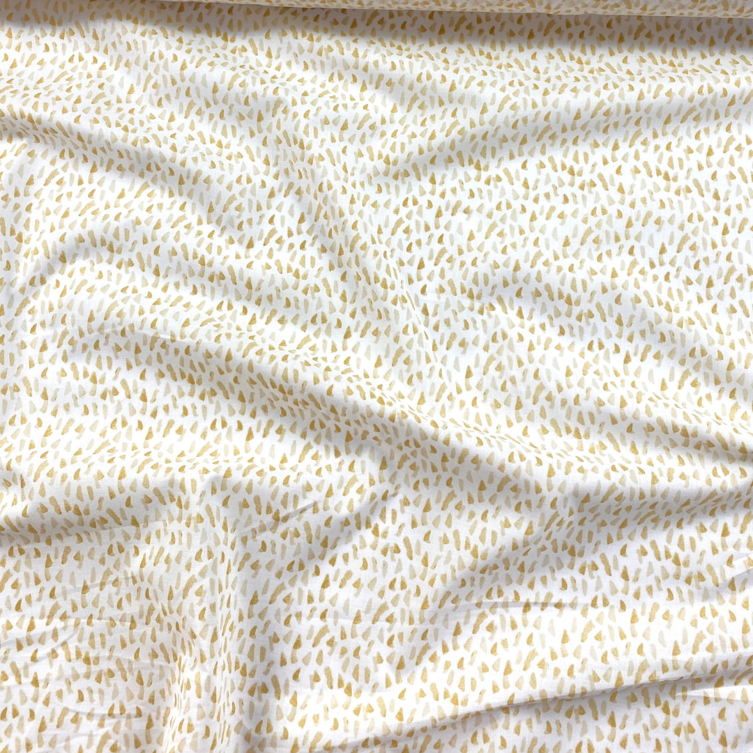 Poplin with yellow stains