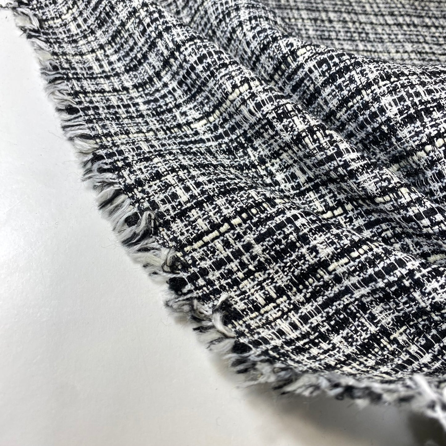 Channel preto e branco