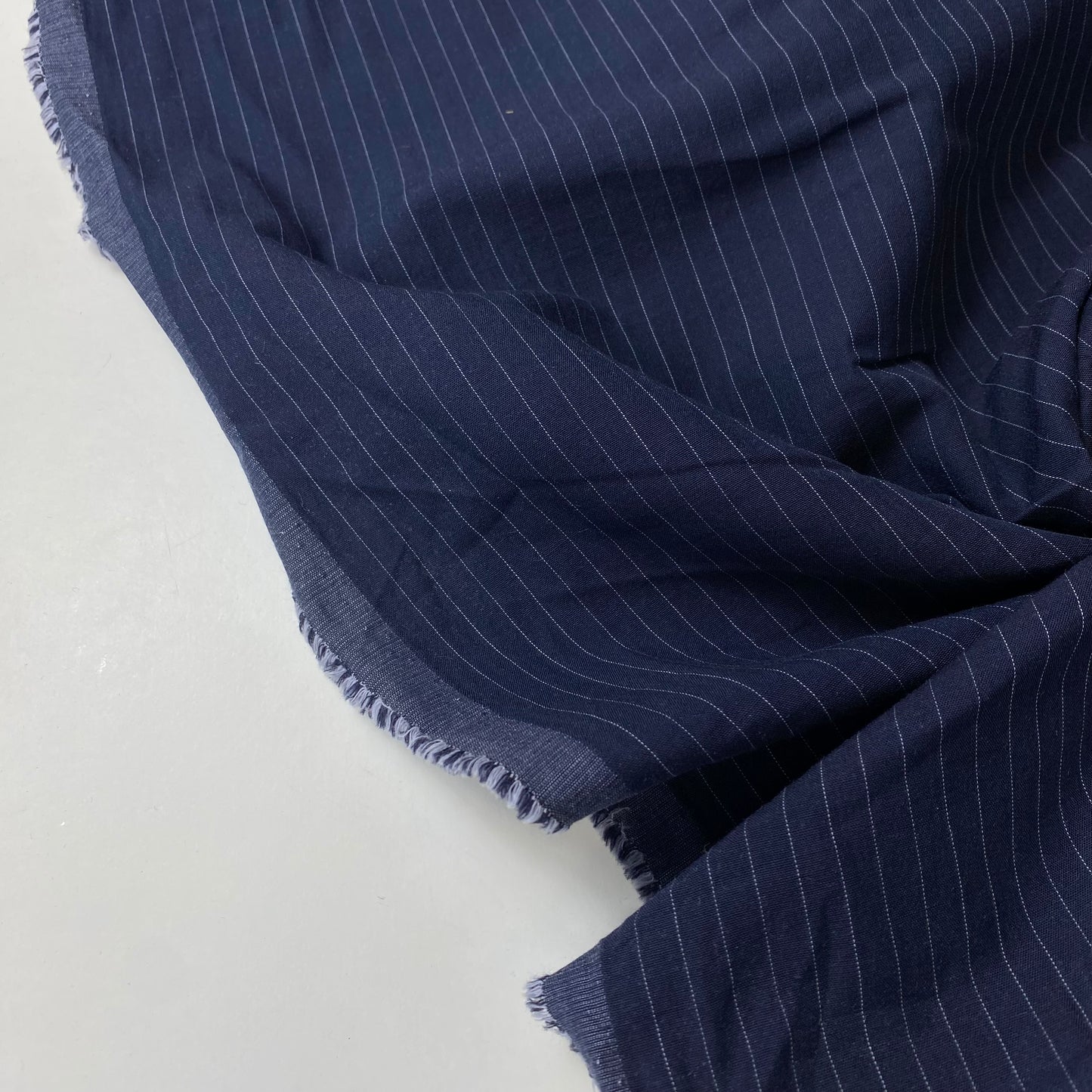 Tecido Alfaiateria Azul Escuro Com Risca Branca