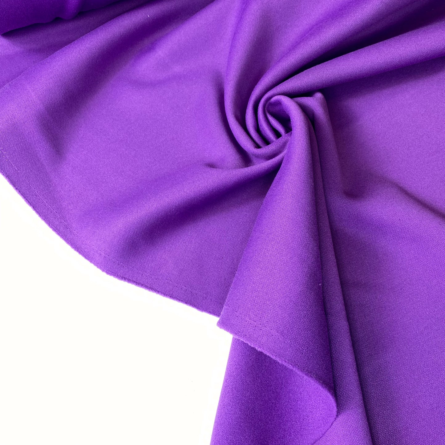 Knit fabric with purple fleece for coats or trench coats.