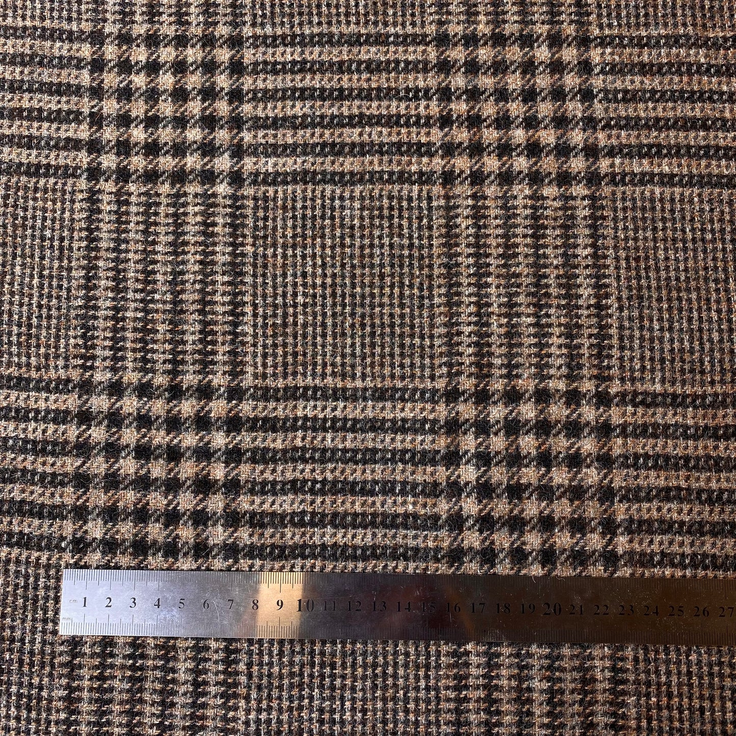 Granja en tonos marrones