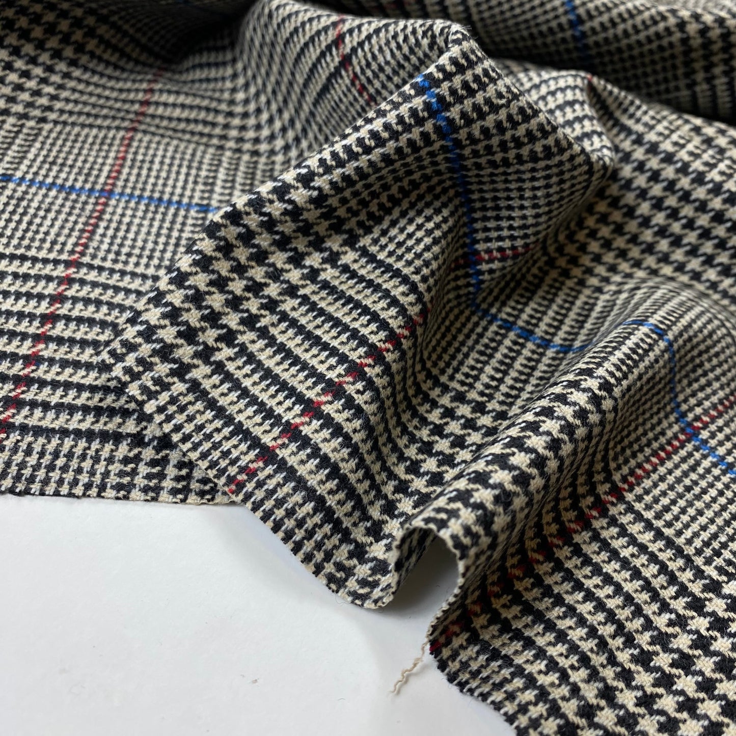 Granja negra y gris del Príncipe de Gales