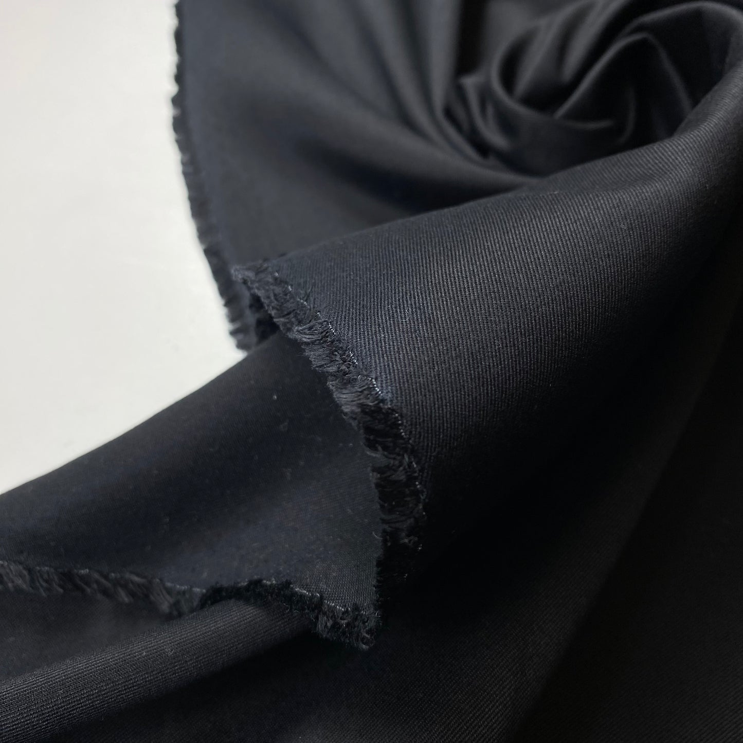 Sarga negra, 100% lyocell