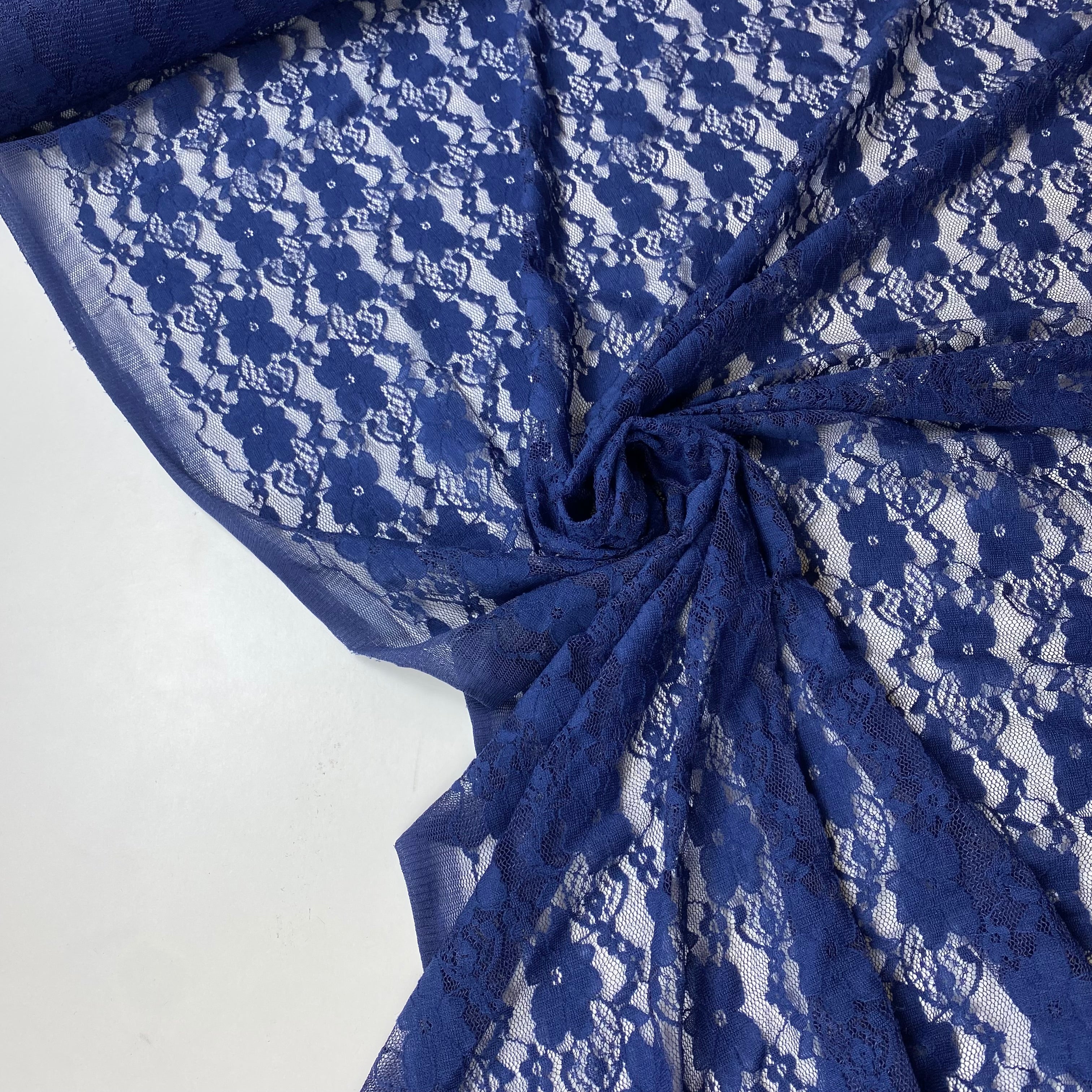 Renda azul marinho | Rendas | Olive's Tecidos