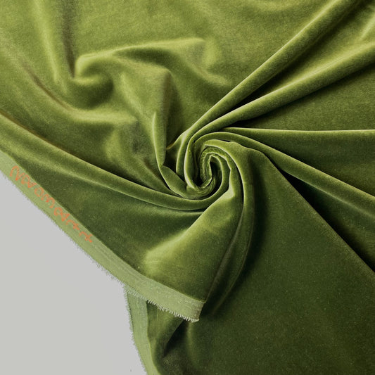 Veludo verde oliva