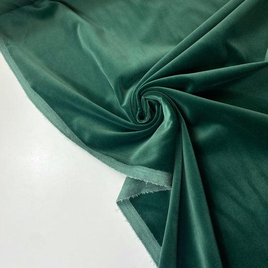 Tecido Veludo 100% algodão verde natal