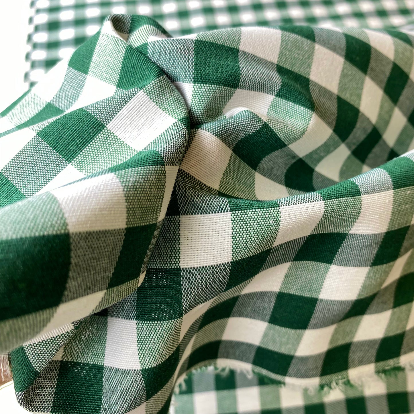 Cinta de cuadros verdes y blancos