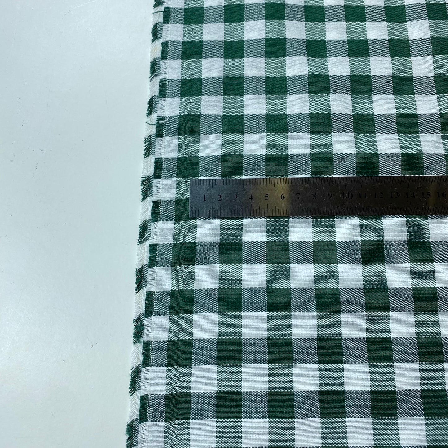 Cinta de cuadros verdes y blancos