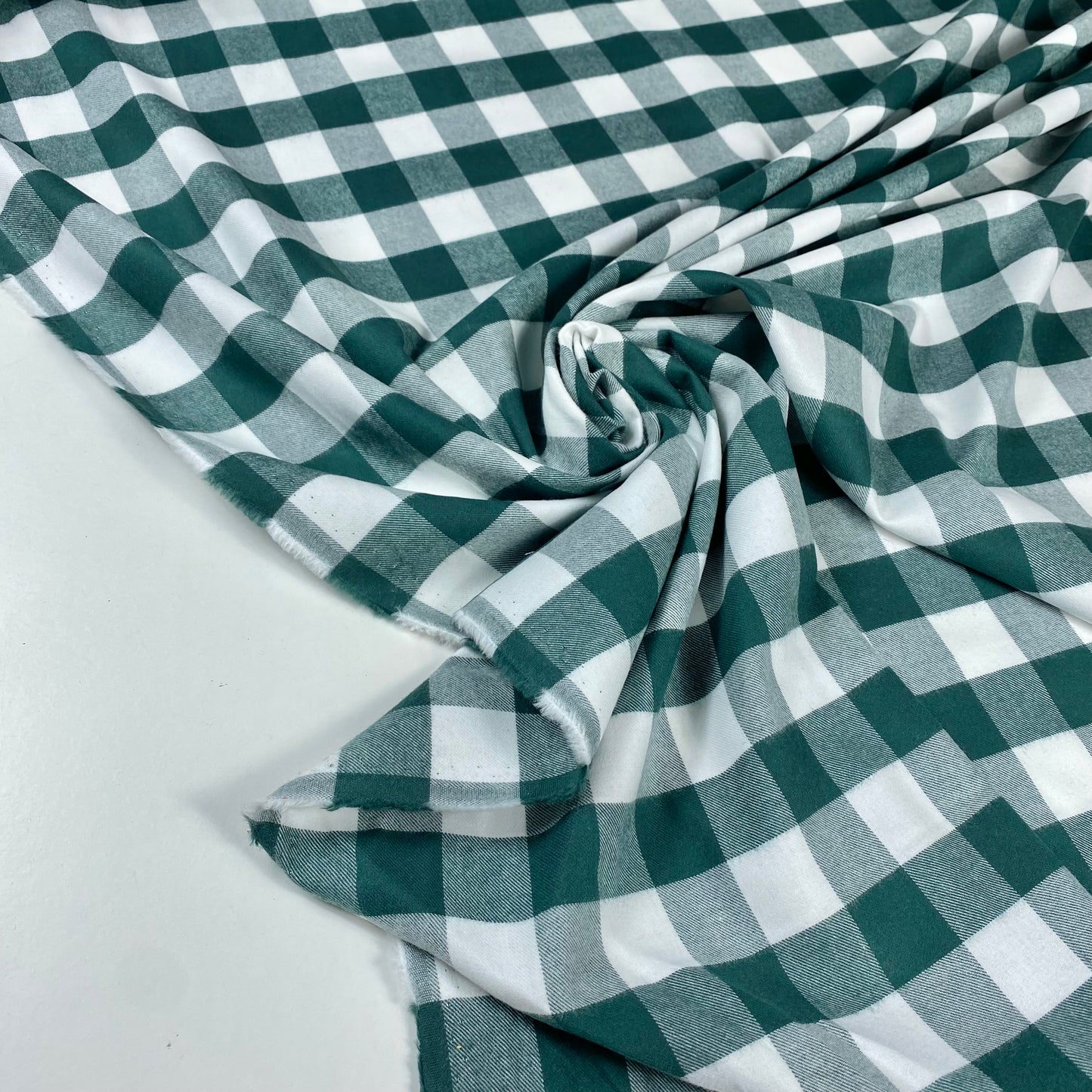 Vaiela standard green and white vichy pattern