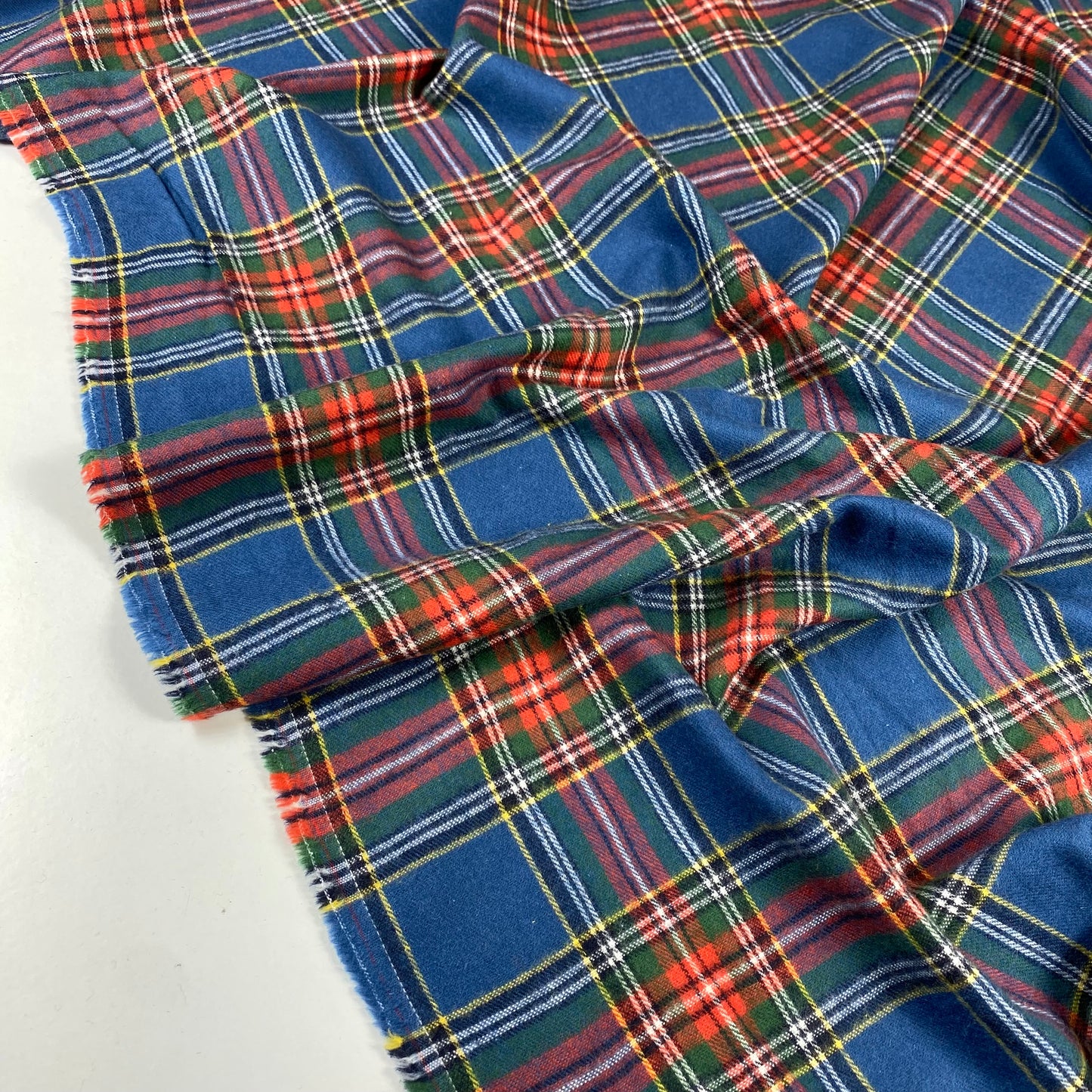 Franela vaquera azul con colores