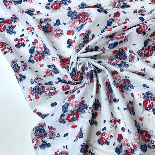 Batista 100% Algodón con Flores Azules y Rosas