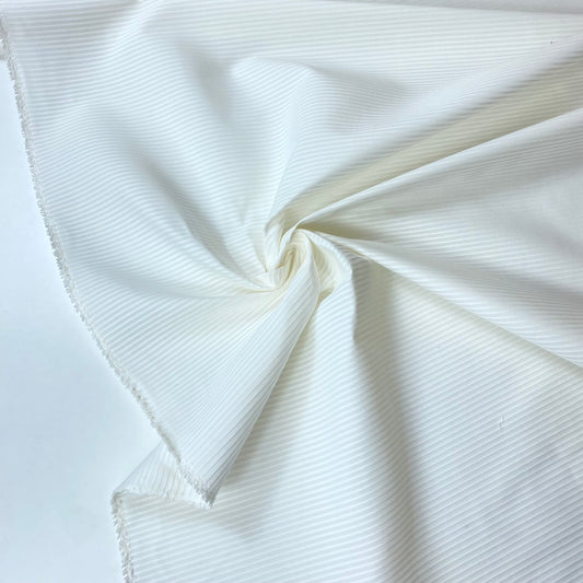 Tejido 100% Algodón Blanco Con Relieve Horizontal
