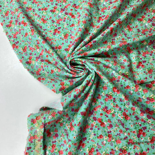 Flanela 100% Algodão Verde Com Flores Vermelhas e Amarelas