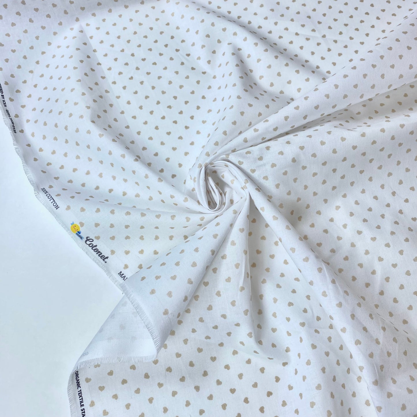 Cambray 100% Algodón Blanco Con Corazones Dorados