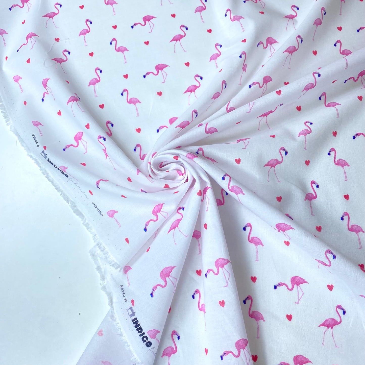 Popelina 100% Algodón Blanca Con Flamencos Rosas