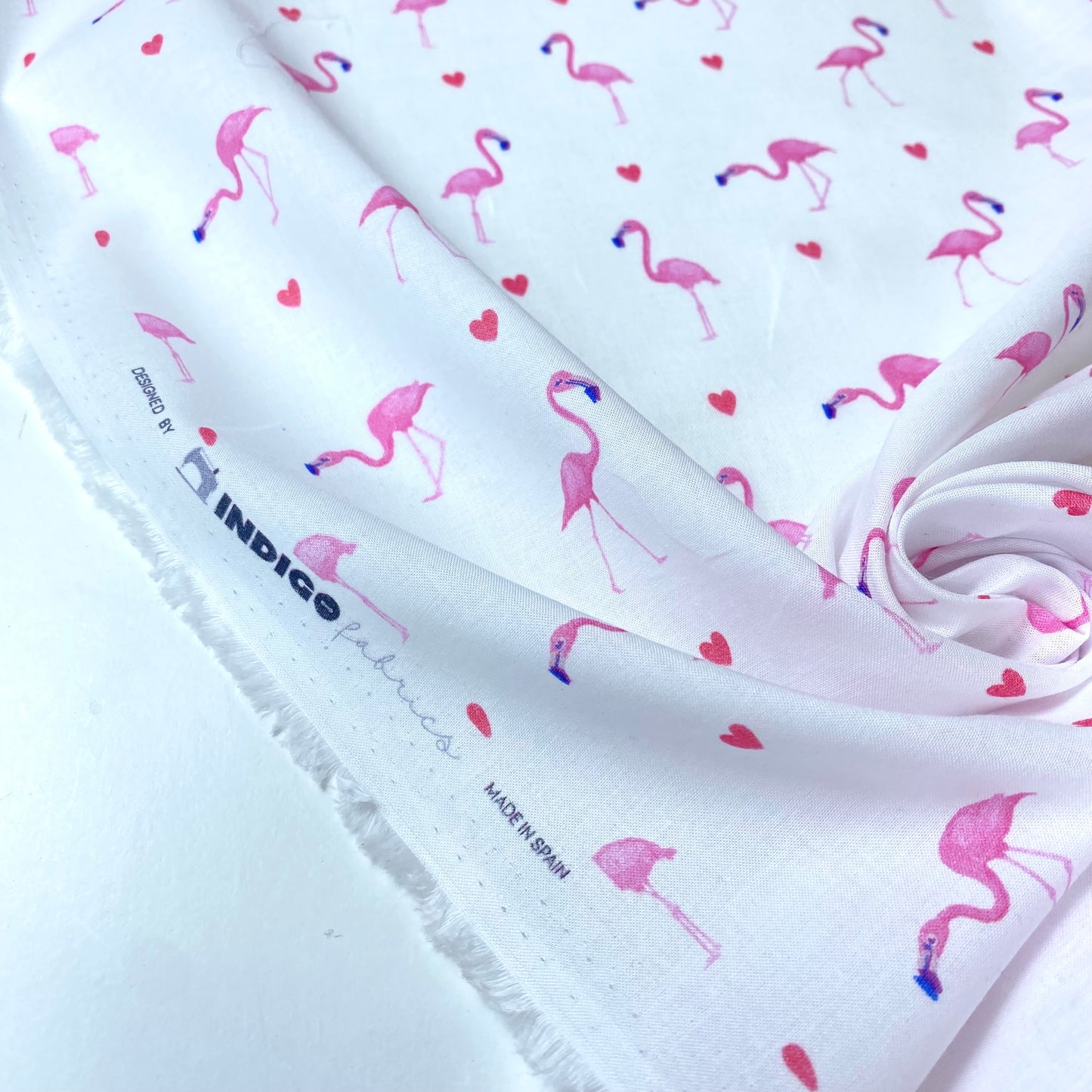 Popelina 100% Algodón Blanca Con Flamencos Rosas