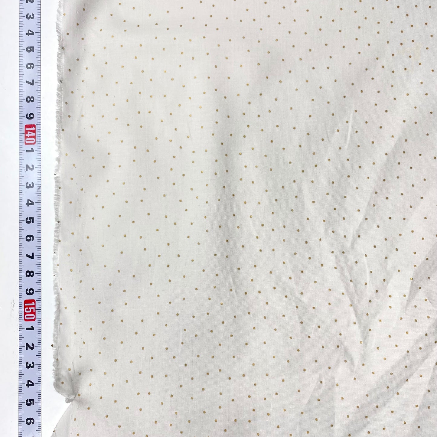 Popelina 100% Algodón Beige con Topos Dorados