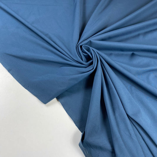 Lycra azul petróleo mate