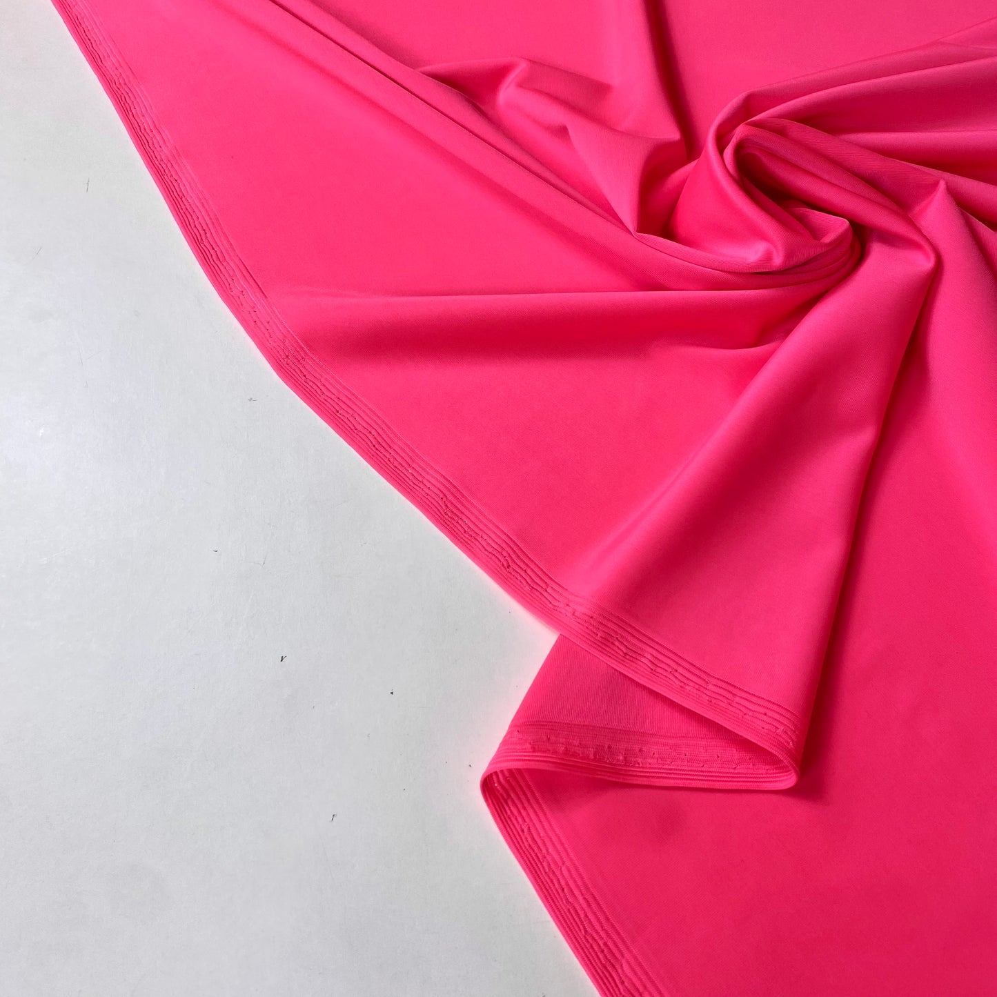 Lycra Mate Rosa Néon Ideal Para Bikinis