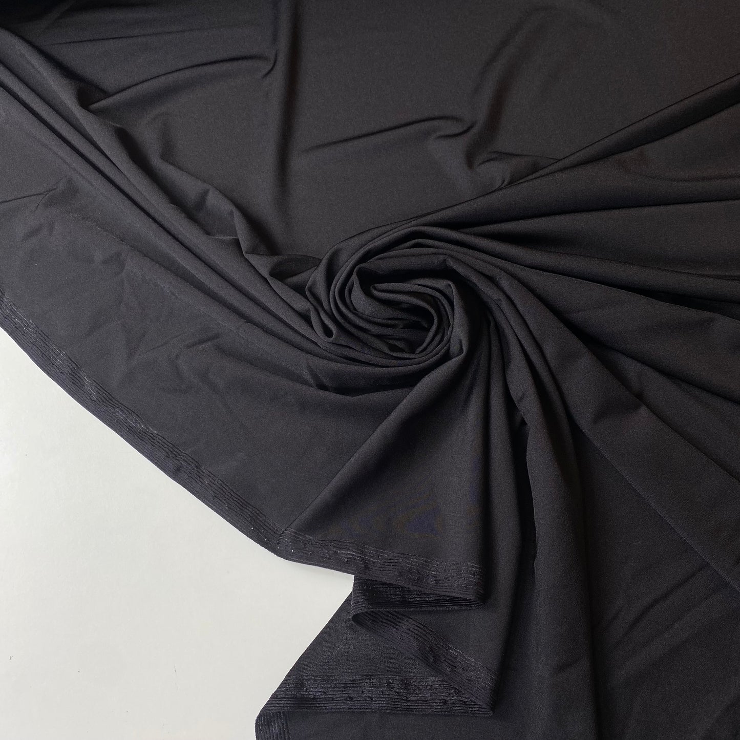 Lycra Preta Com Algum Brilho Ideal Para Bikinis