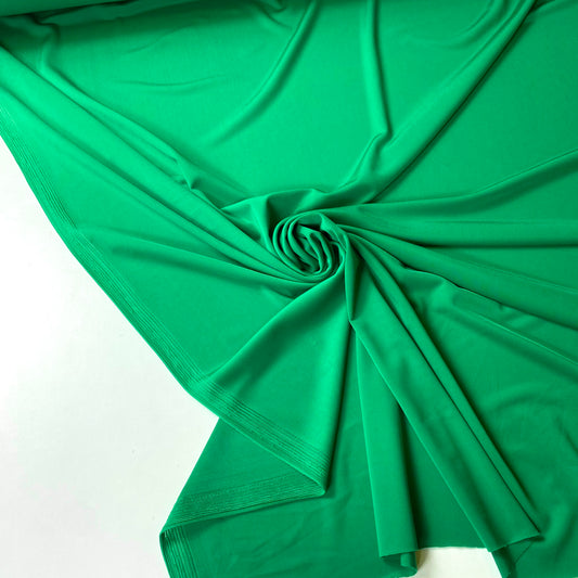Lycra Com Algum Brilho Verde Relva Ideal Para Bikinis
