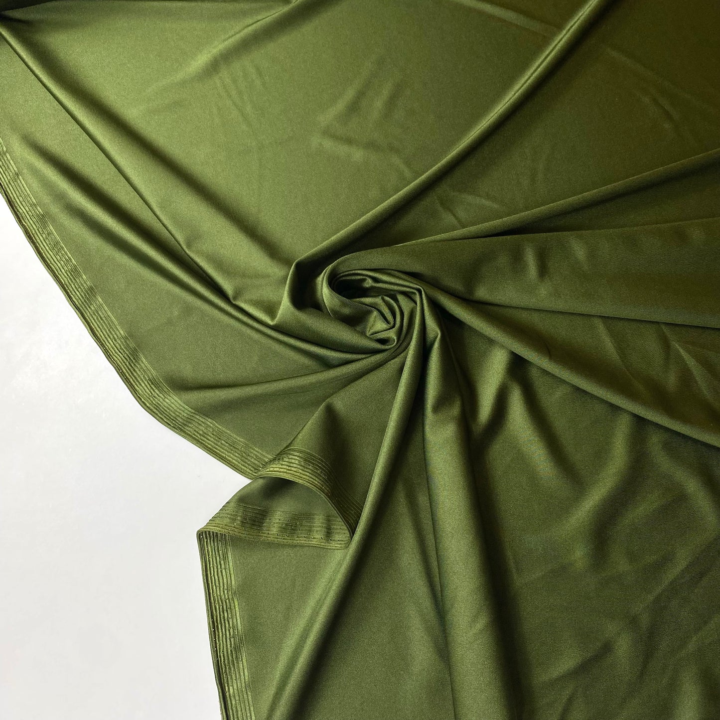 Lycra Com Brilho Verde Azeitona Ideal Para Bikinis